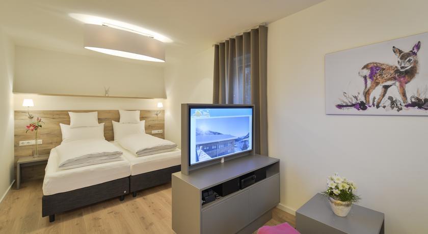 Schlosskopf Suiten Sankt Anton am Arlberg Kamer foto